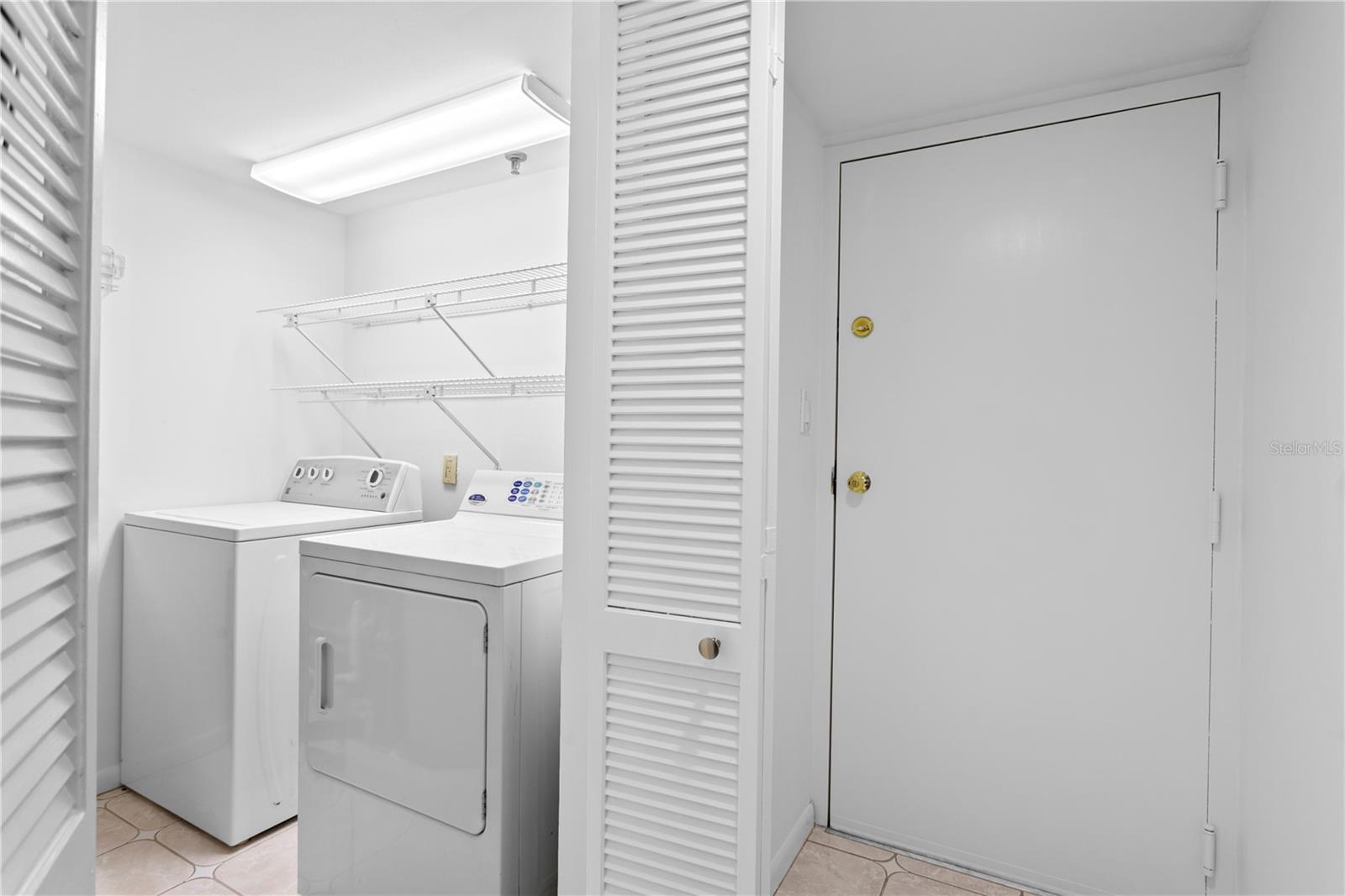 MONTE CARLO TOWERS A CONDOMINI - Residential