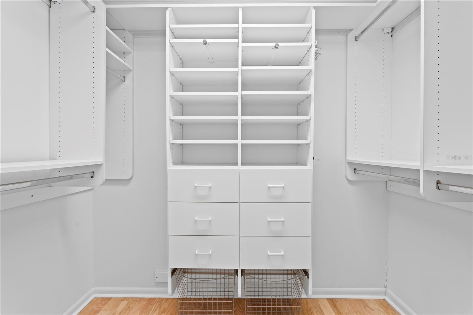 MONTE CARLO TOWERS A CONDOMINI - Residential