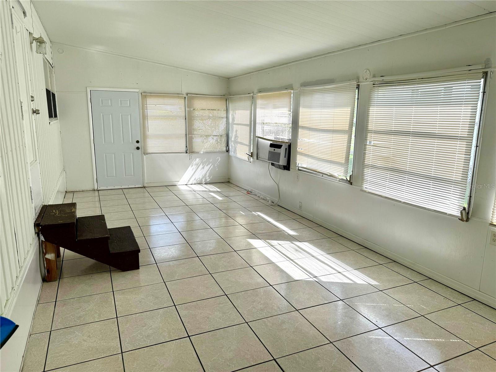 S L & I C TOWN OF ST CLOUD - Residential