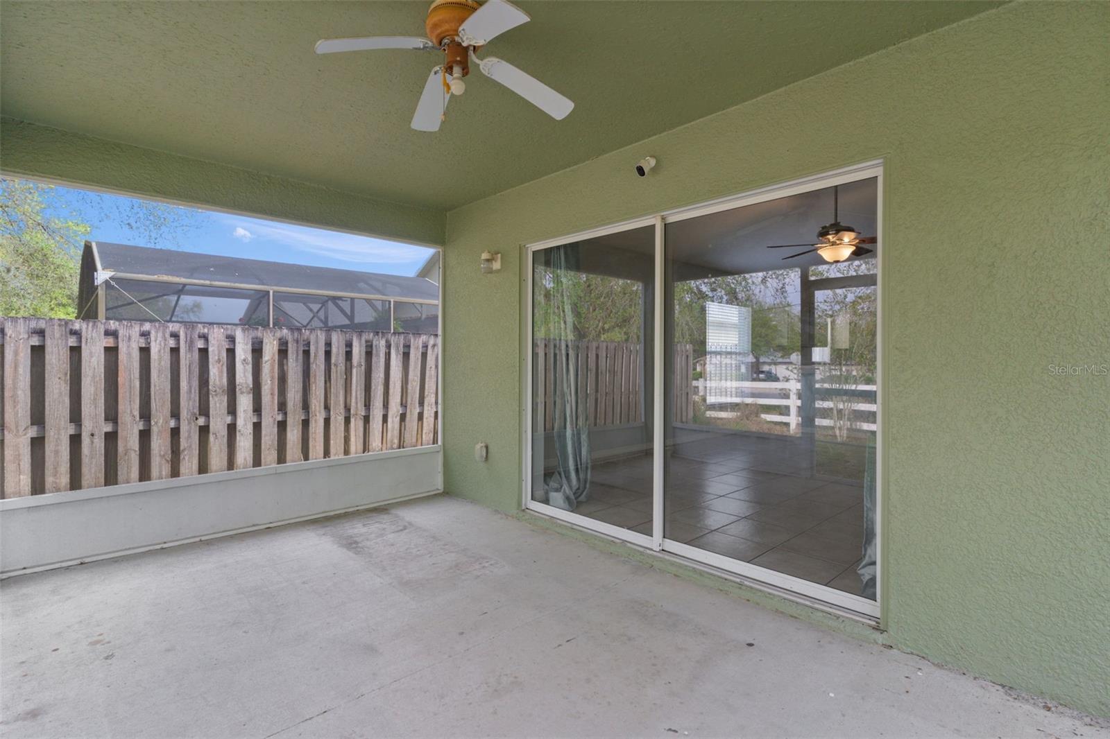 3002 LORIMER COURT