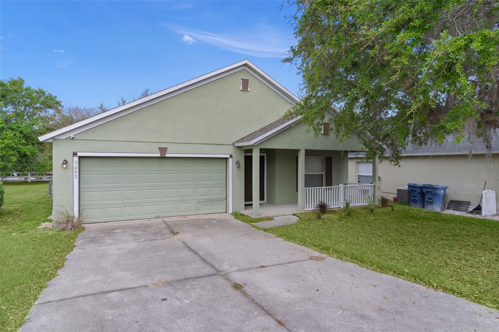 3002 LORIMER COURT