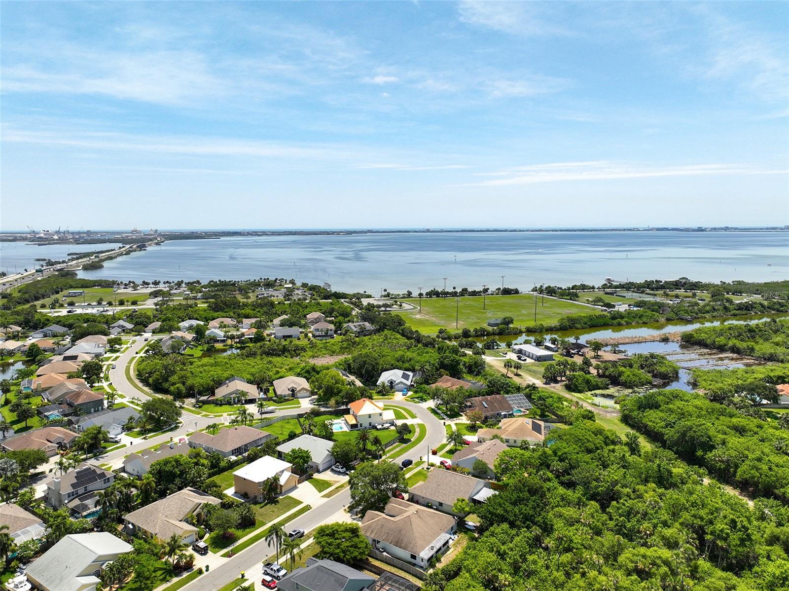 ISLAND CROSSINGS - Residential