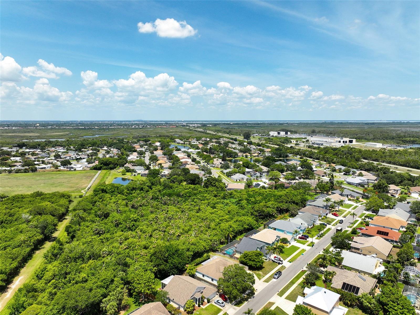 ISLAND CROSSINGS - Residential