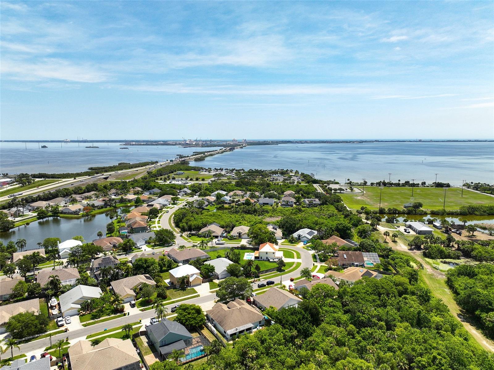 ISLAND CROSSINGS - Residential