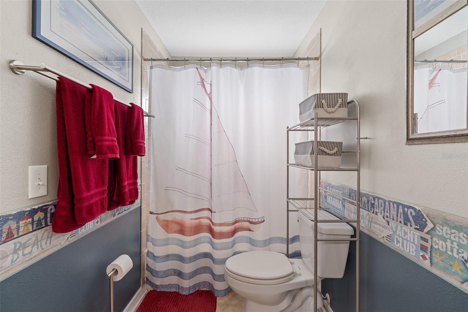 ISLAND CROSSINGS - Residential