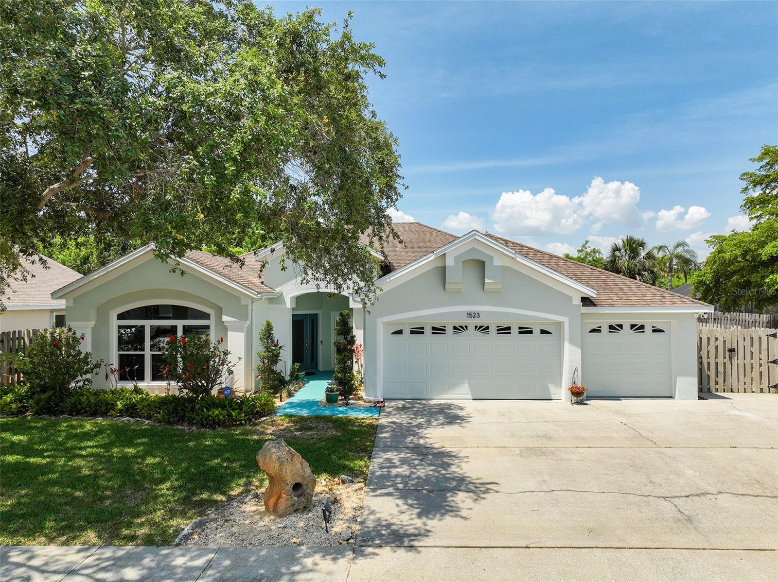 1523 STAFFORD AVENUE