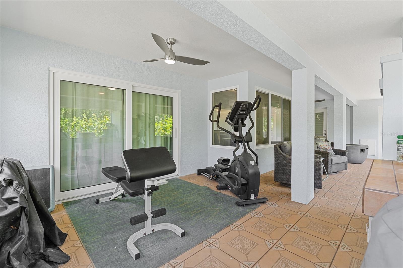 ISLAND CROSSINGS - Residential