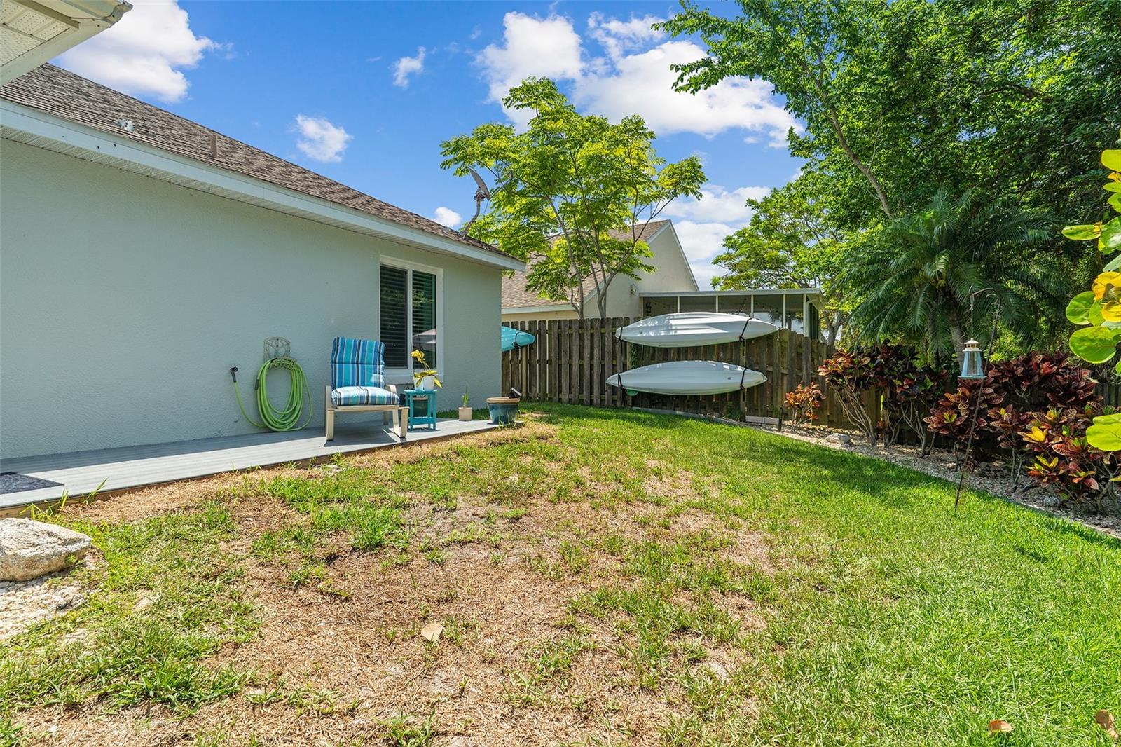 ISLAND CROSSINGS - Residential