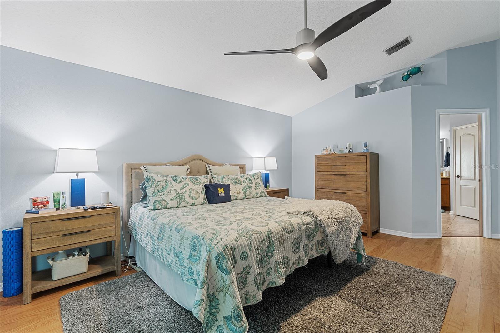 ISLAND CROSSINGS - Residential