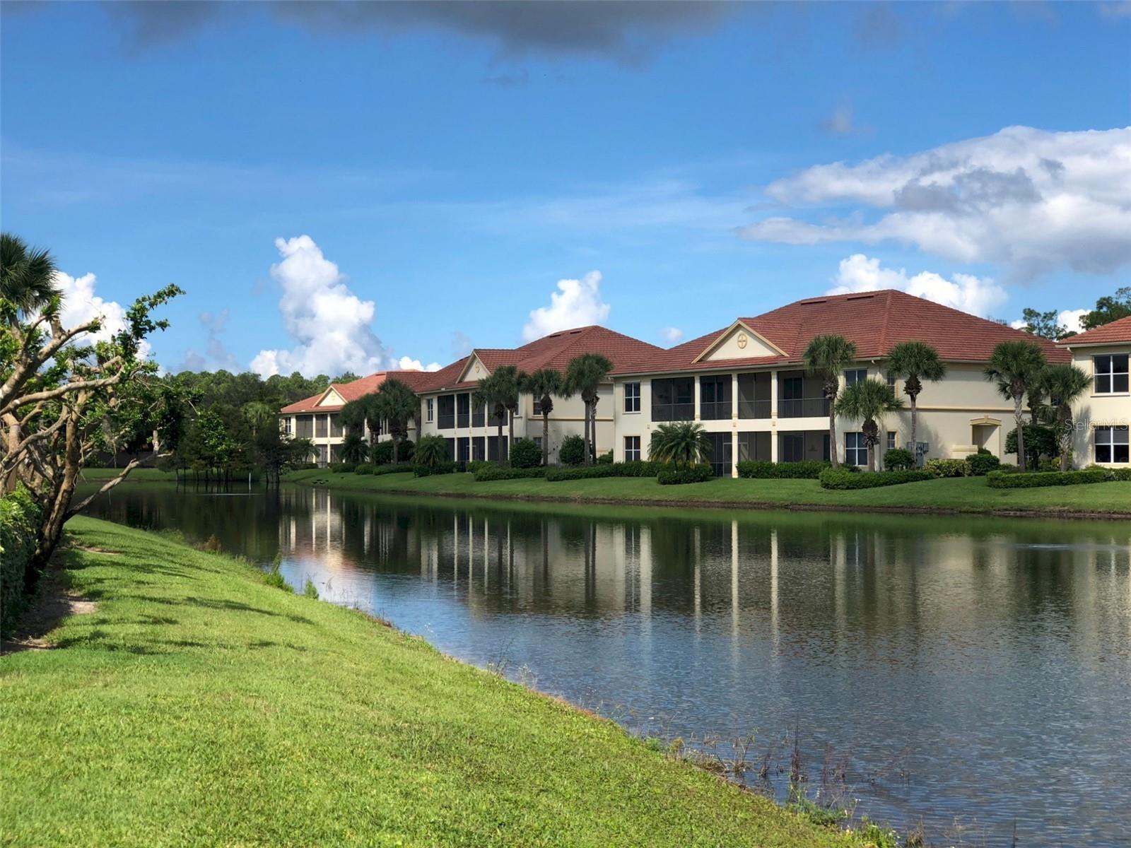 HAWTHORNE VILLAGE - Residential Lease