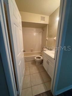 HAWTHORNE VILLAGE - Residential Lease