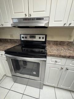 HAWTHORNE VILLAGE - Residential Lease