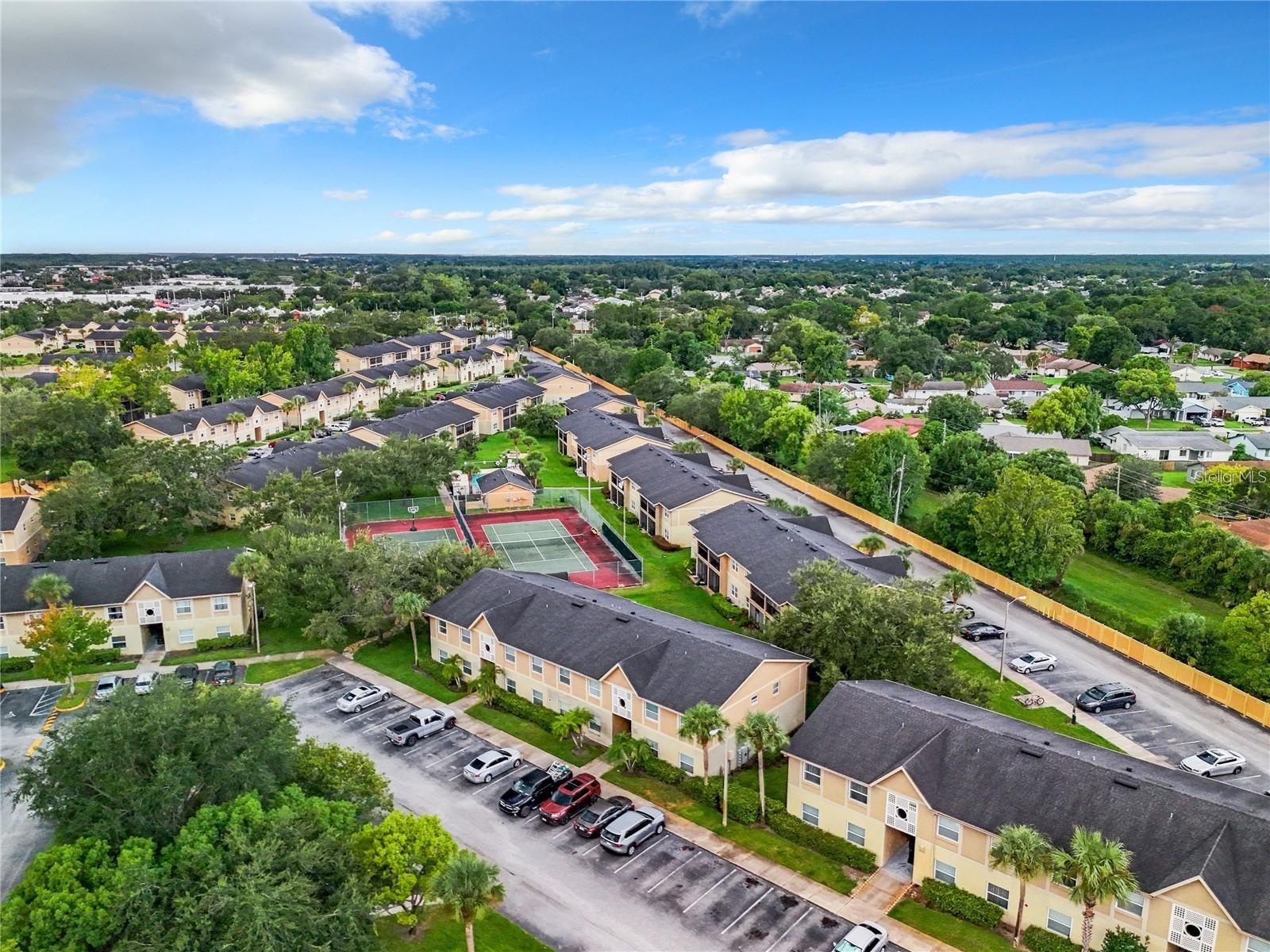 HAWTHORNE VILLAGE - Residential Lease