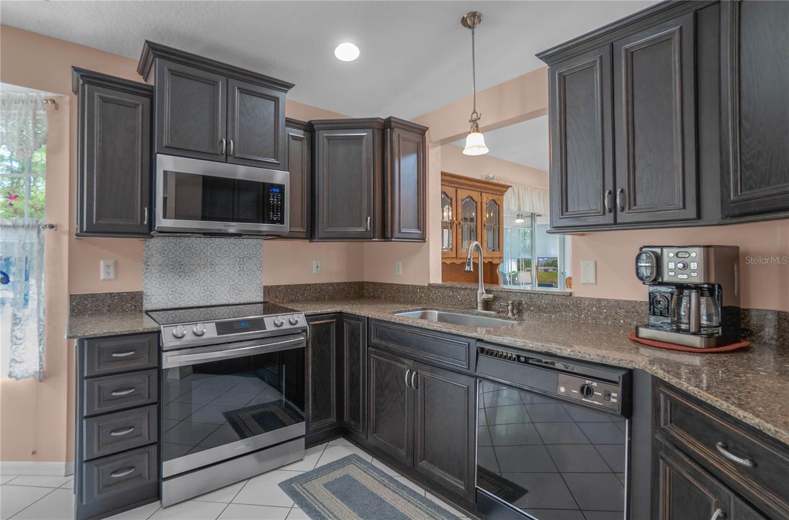 OAK RUN WOODSIDE - Residential