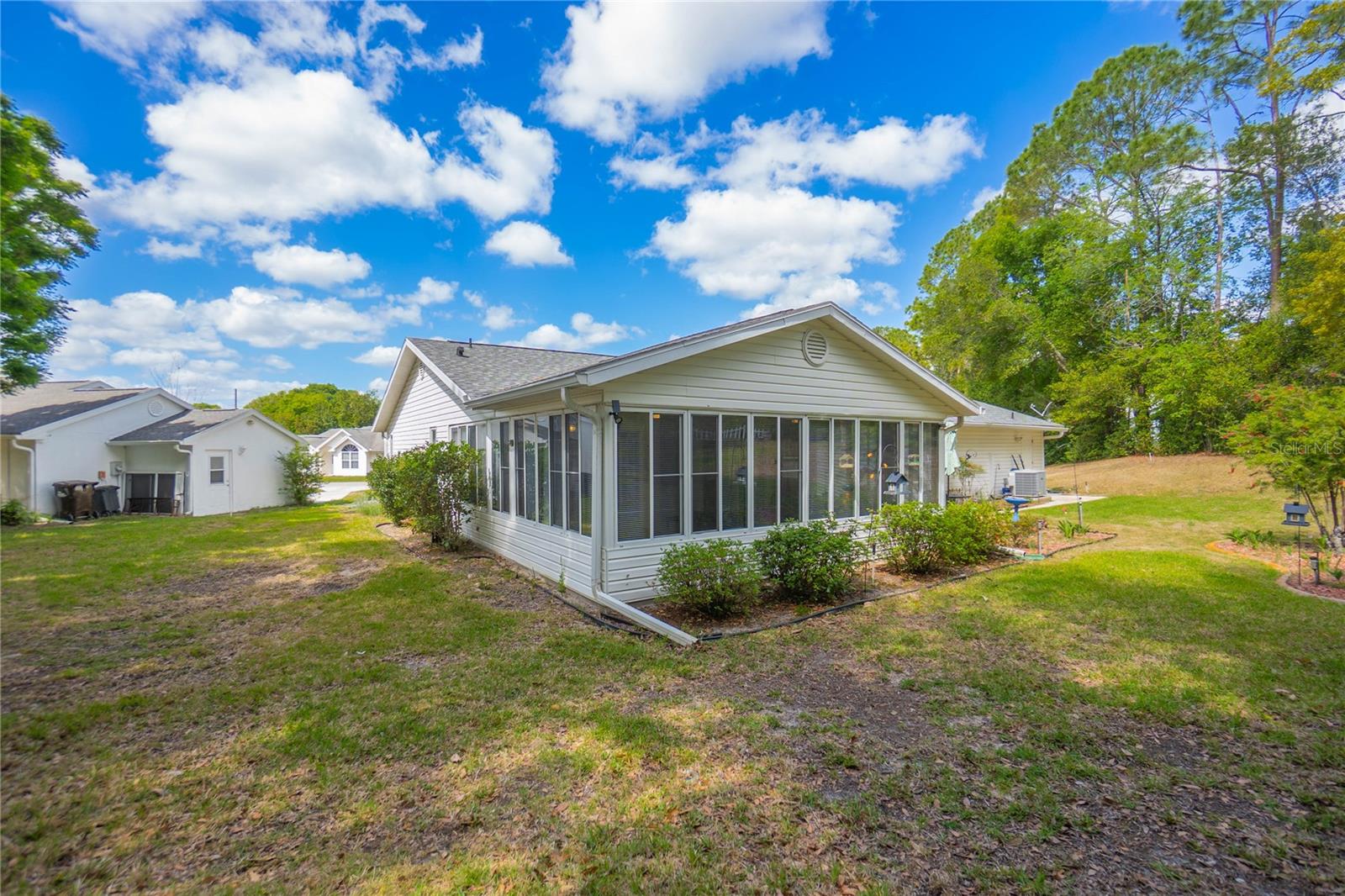 OAK RUN WOODSIDE - Residential