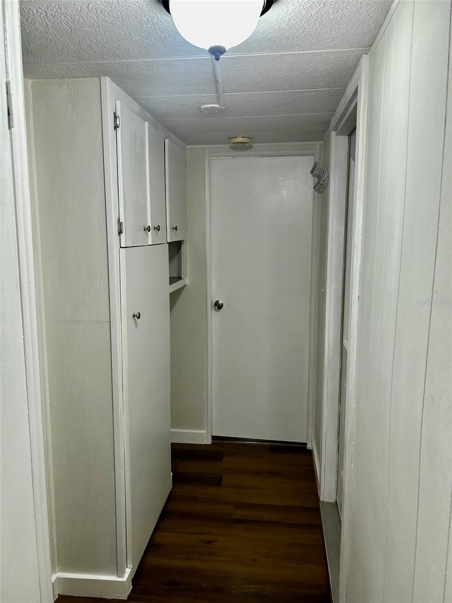 KEMPLE ESTATES 2ND ADD - Residential Lease