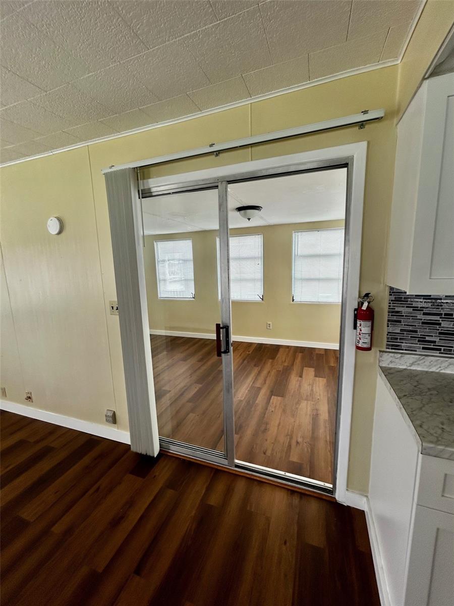 KEMPLE ESTATES 2ND ADD - Residential Lease