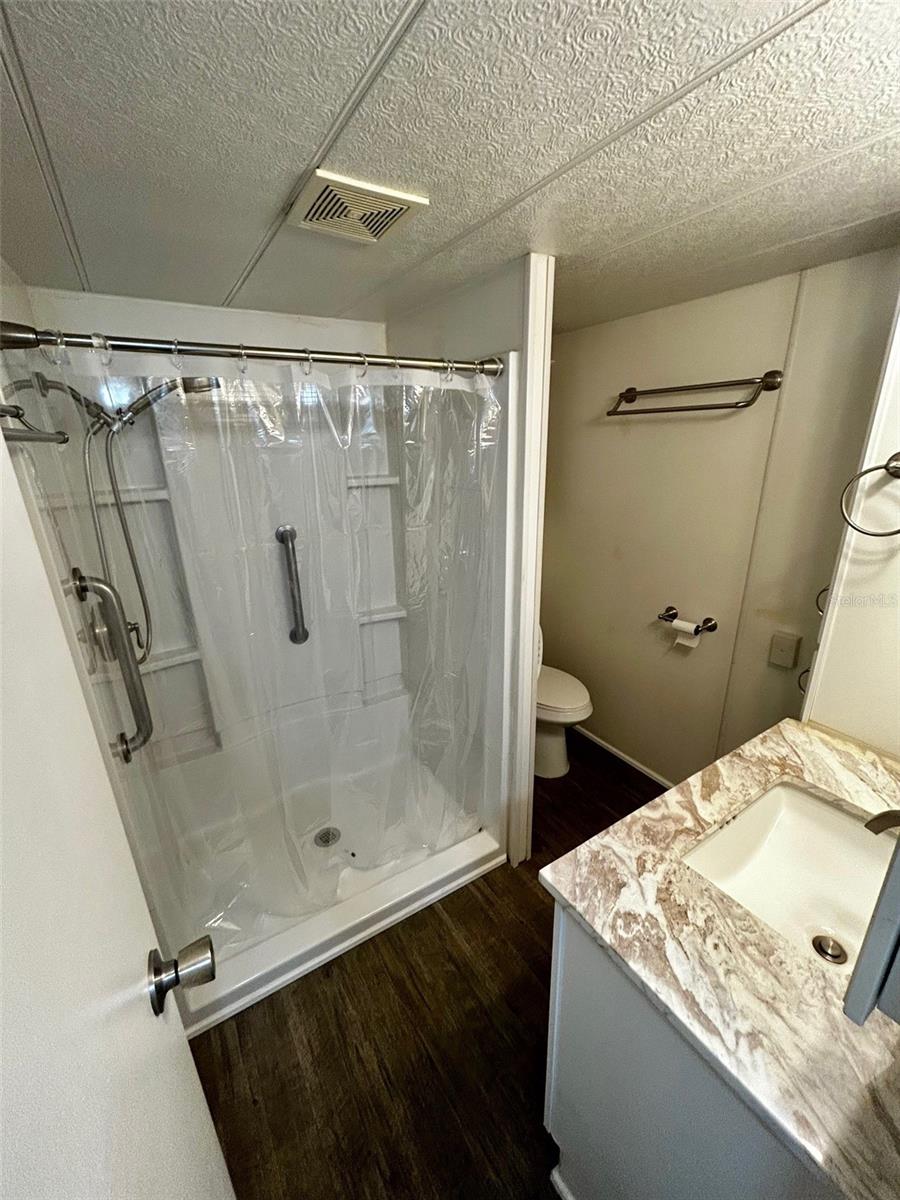 KEMPLE ESTATES 2ND ADD - Residential Lease