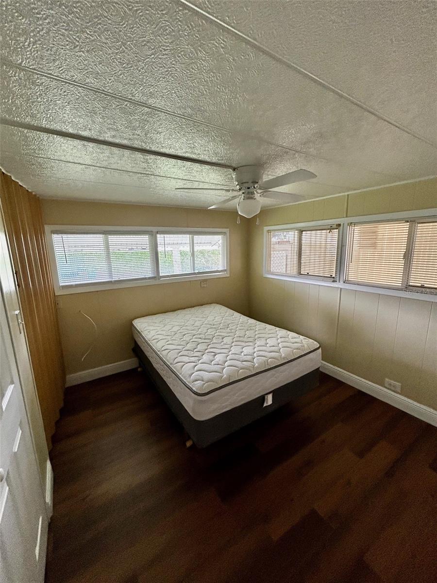 KEMPLE ESTATES 2ND ADD - Residential Lease