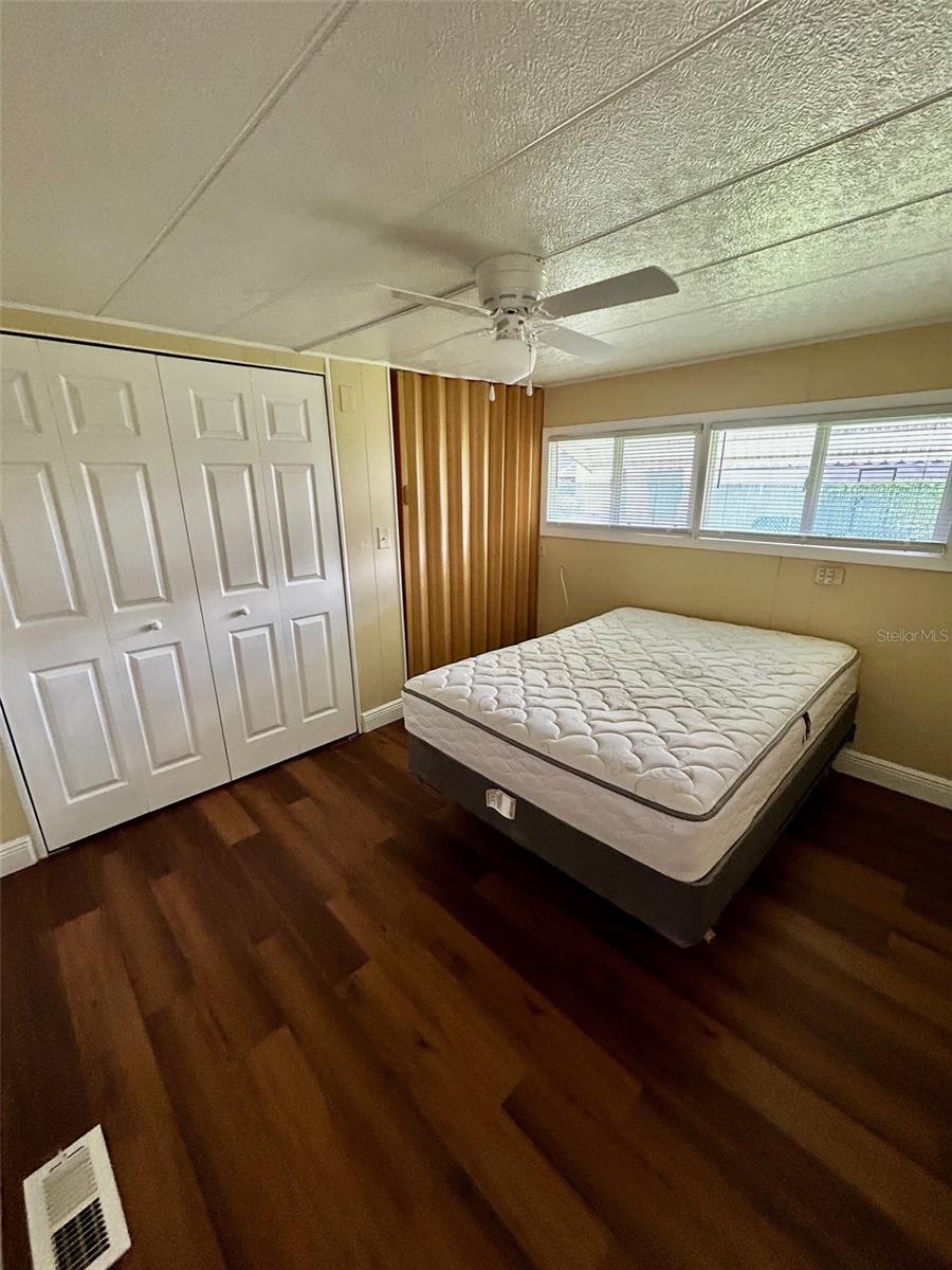 KEMPLE ESTATES 2ND ADD - Residential Lease