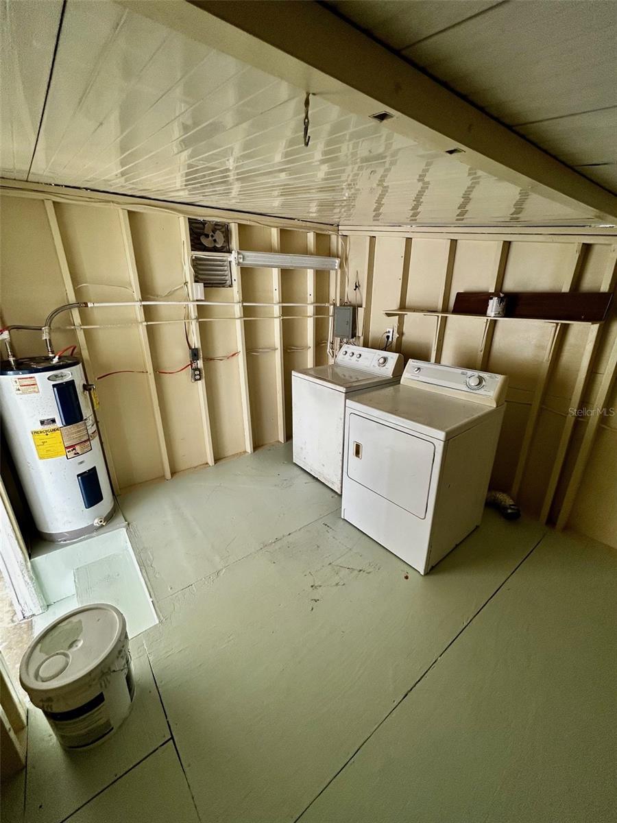 KEMPLE ESTATES 2ND ADD - Residential Lease