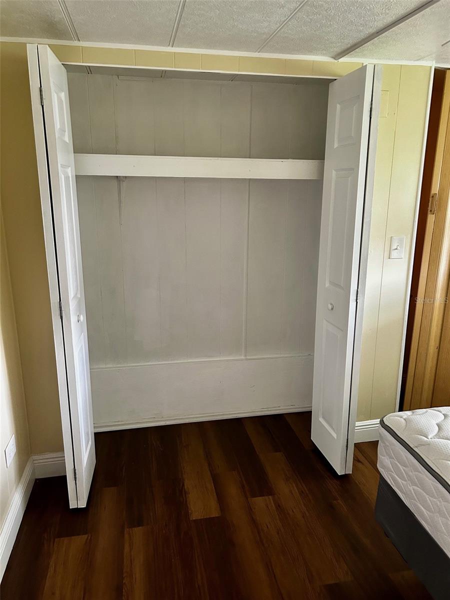 KEMPLE ESTATES 2ND ADD - Residential Lease