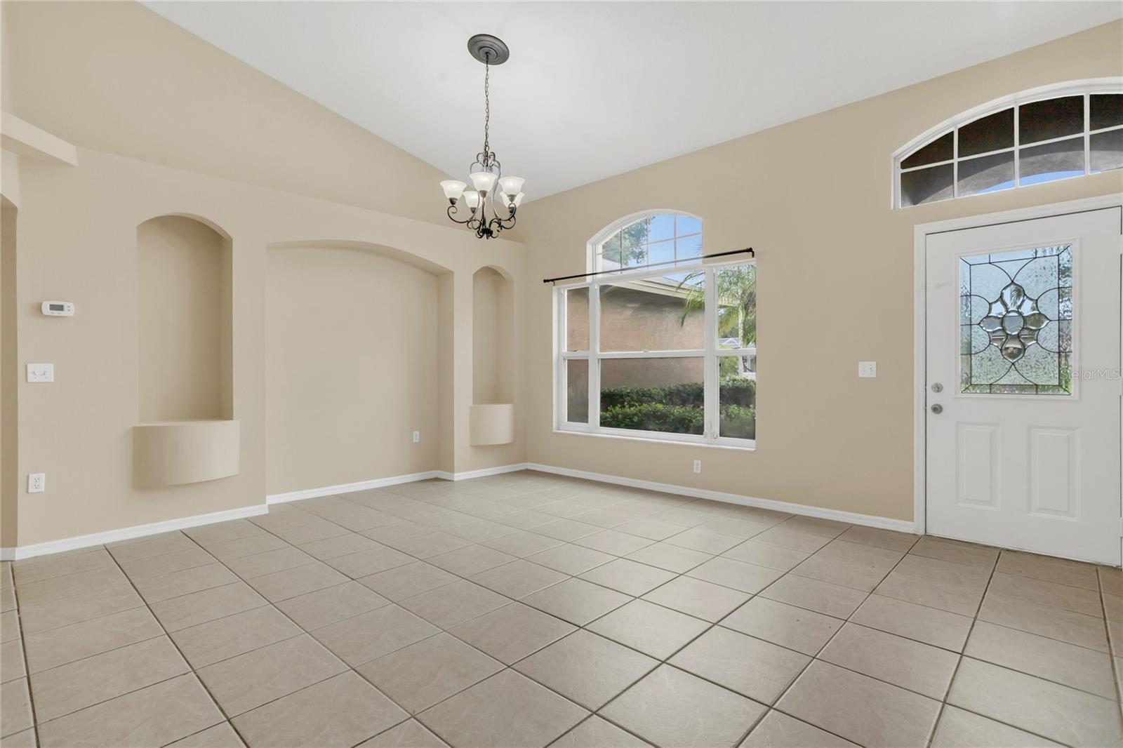 2408 GROVEWAY DRIVE