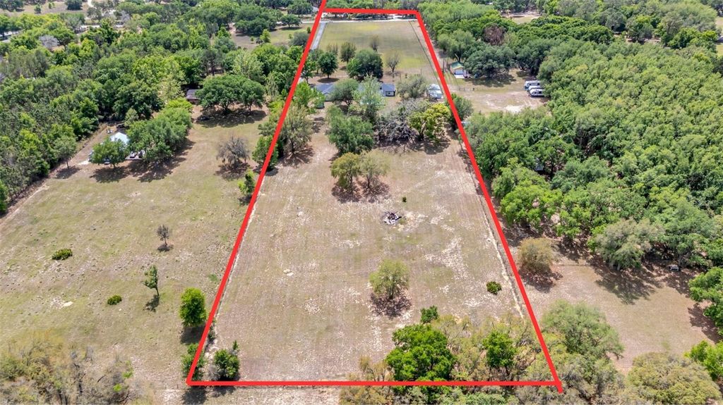 Photo of 12305 Howey Cross Road, Clermont, FL 34715 (MLS # S5147055)