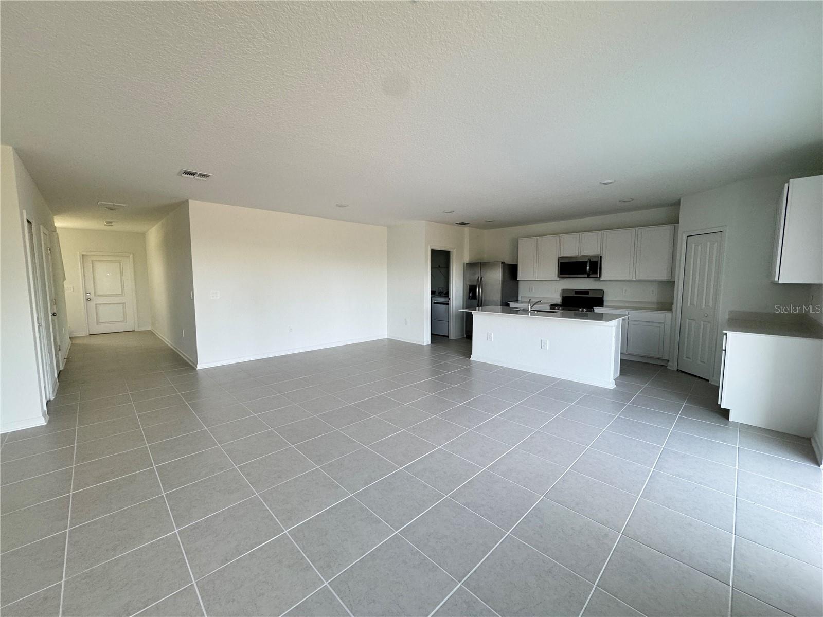 PEACE CRK RESERVE - Residential Lease