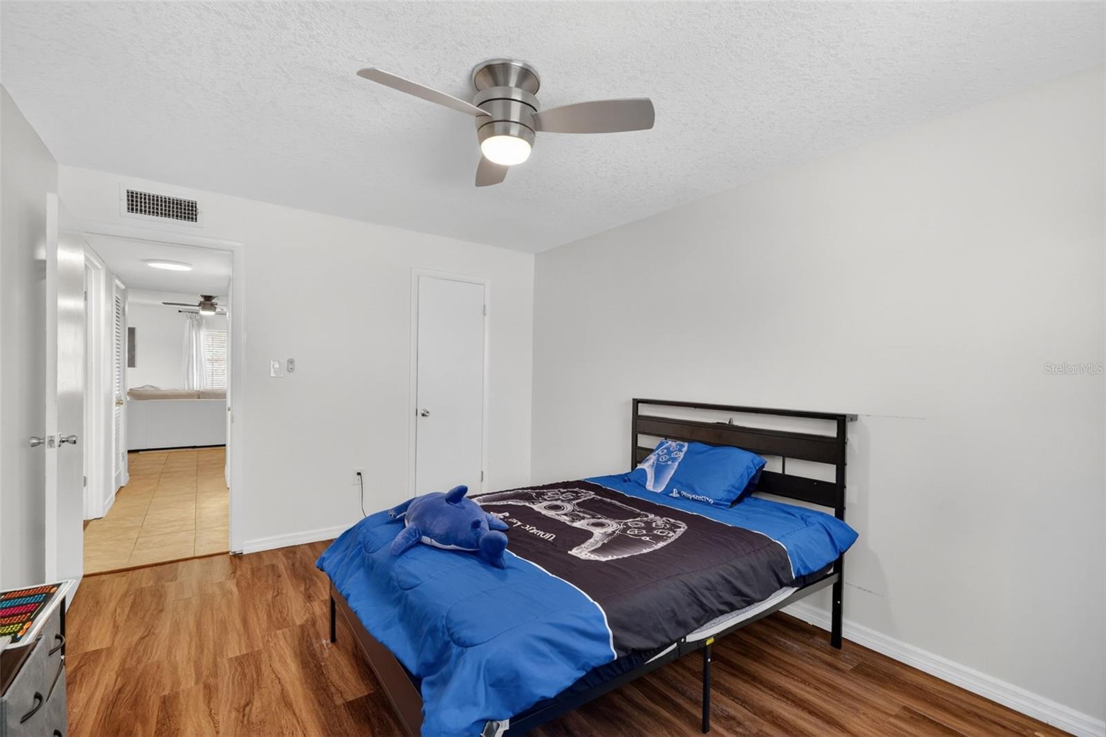 LEESBURG SPANISH OAKS CONDO - Residential