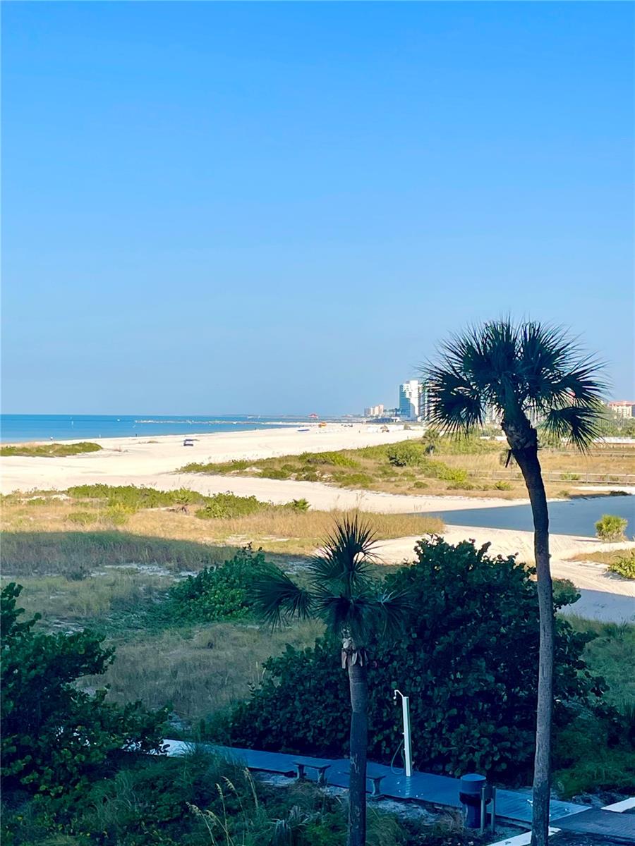 LIGHTHOUSE TOWERS CONDO - Residential Lease