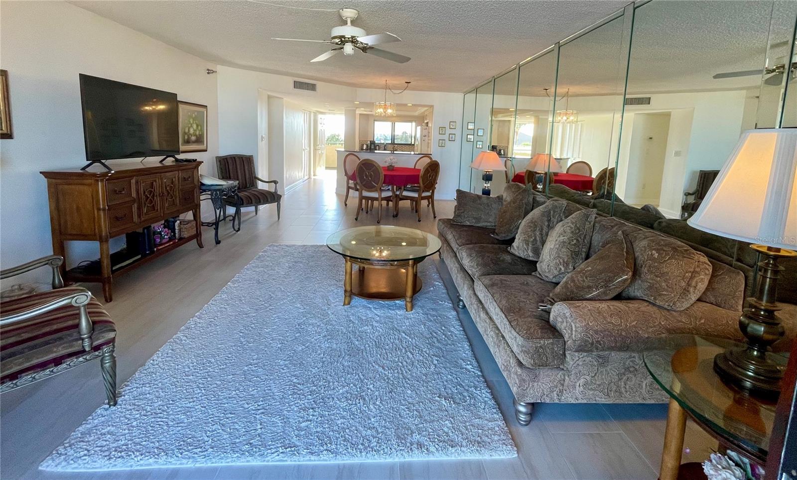 LIGHTHOUSE TOWERS CONDO - Residential Lease