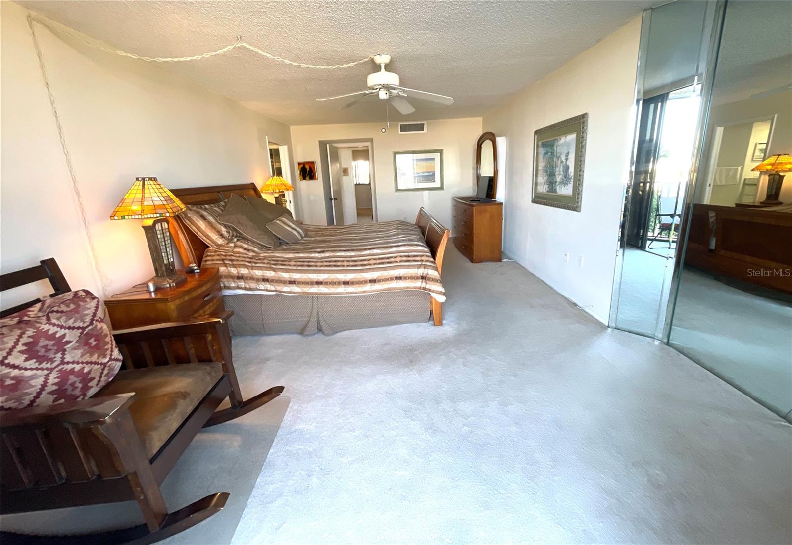 LIGHTHOUSE TOWERS CONDO - Residential Lease