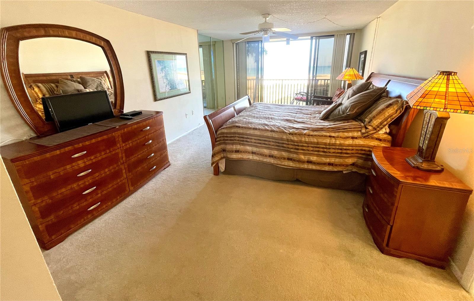 LIGHTHOUSE TOWERS CONDO - Residential Lease