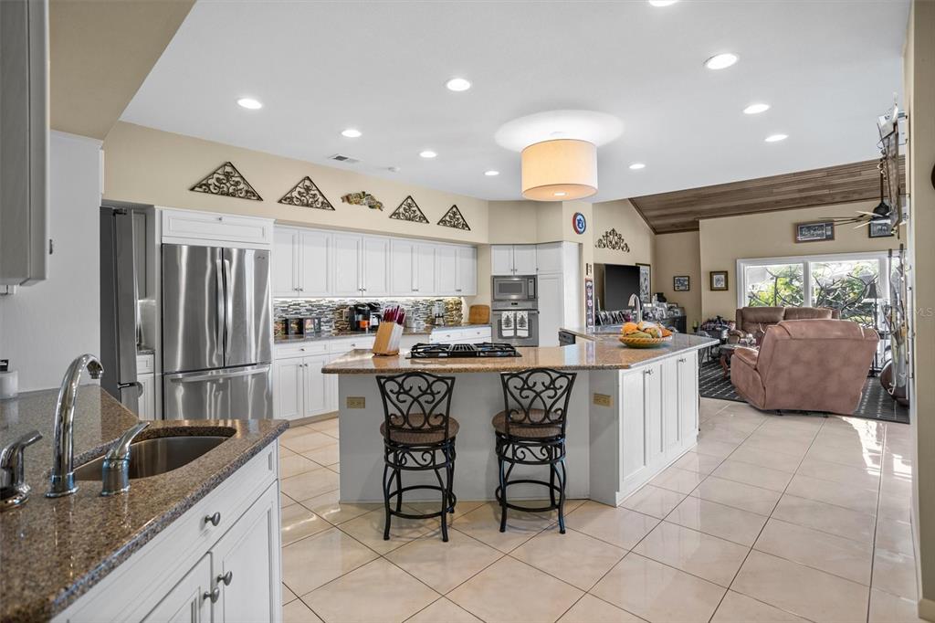 BAYWAY ISLES - Residential