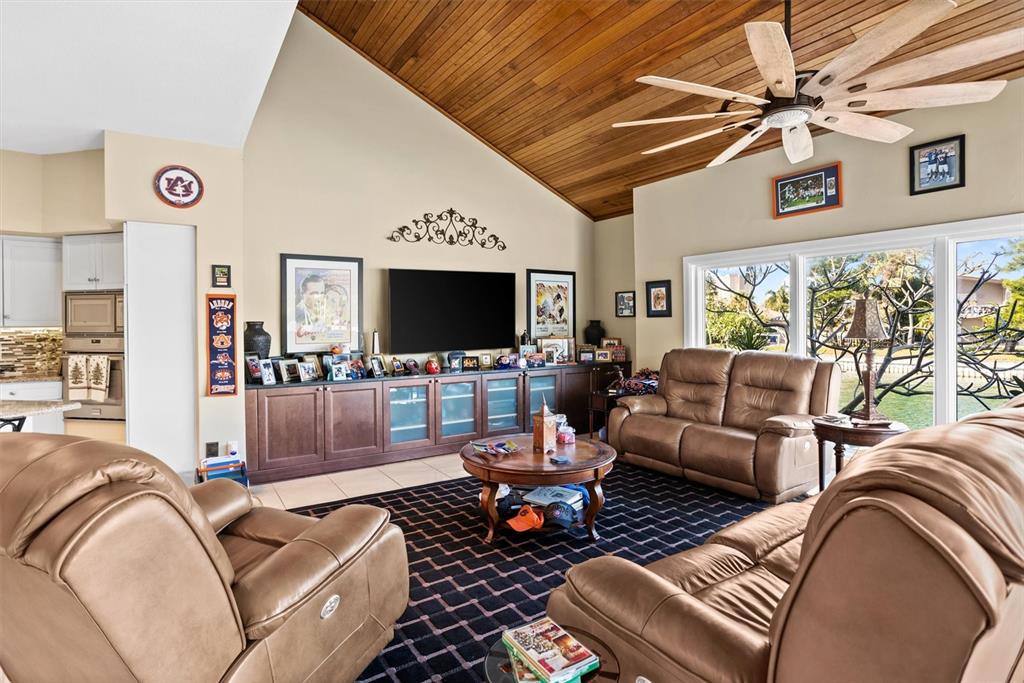 BAYWAY ISLES - Residential