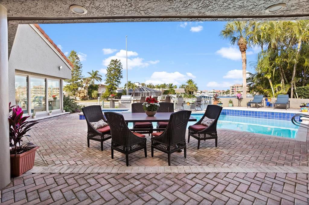 BAYWAY ISLES - Residential