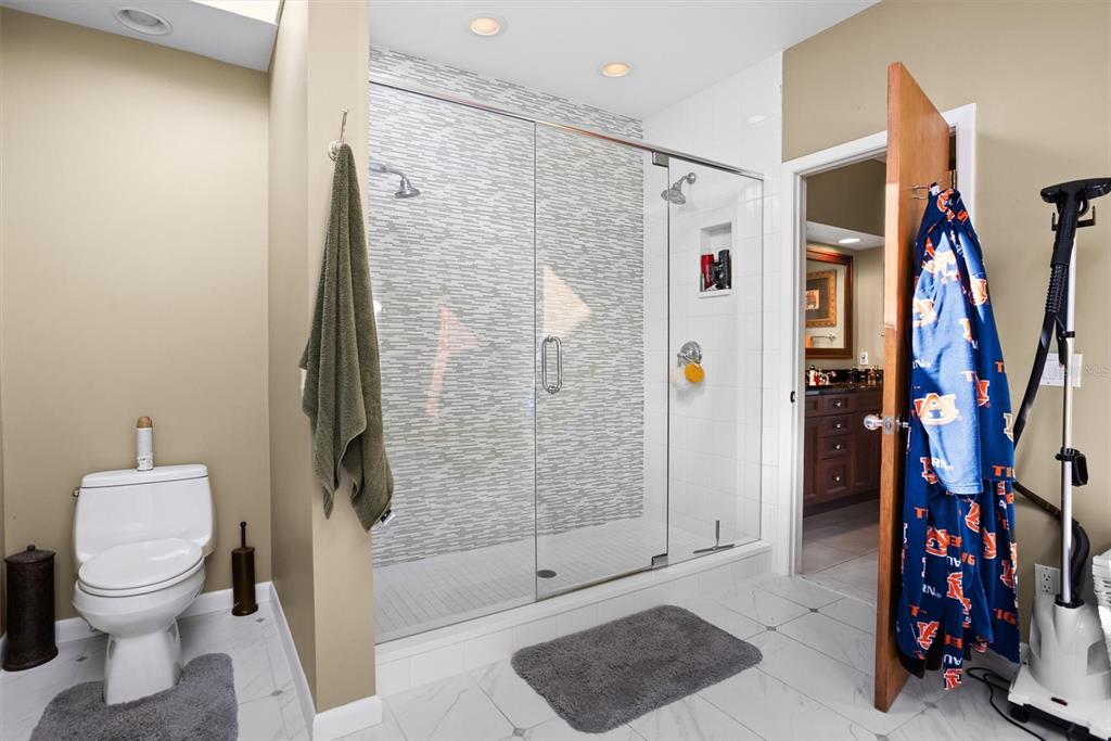 BAYWAY ISLES - Residential