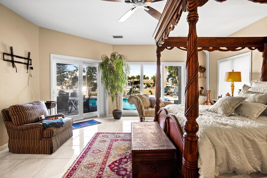 BAYWAY ISLES - Residential