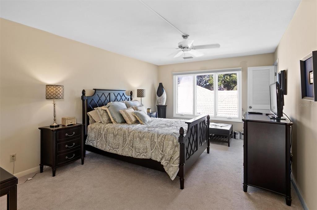 BAYWAY ISLES - Residential