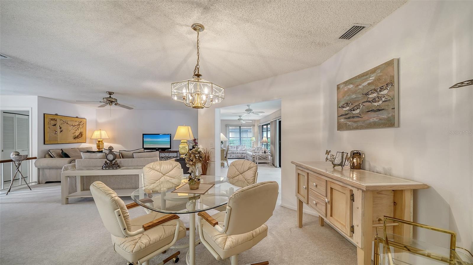 LAUREL HOLLOW - Residential