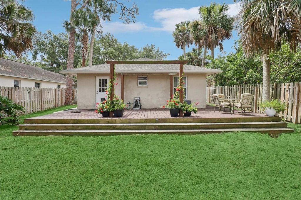 Photo of 275 Washington Place, Ormond Beach, FL 32174 (MLS # FC311129)