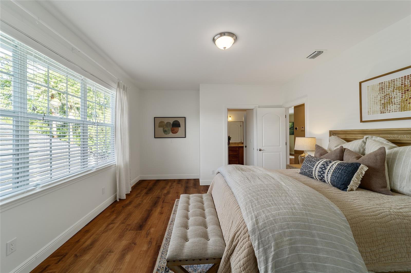 GOLDEN OCALA - Residential