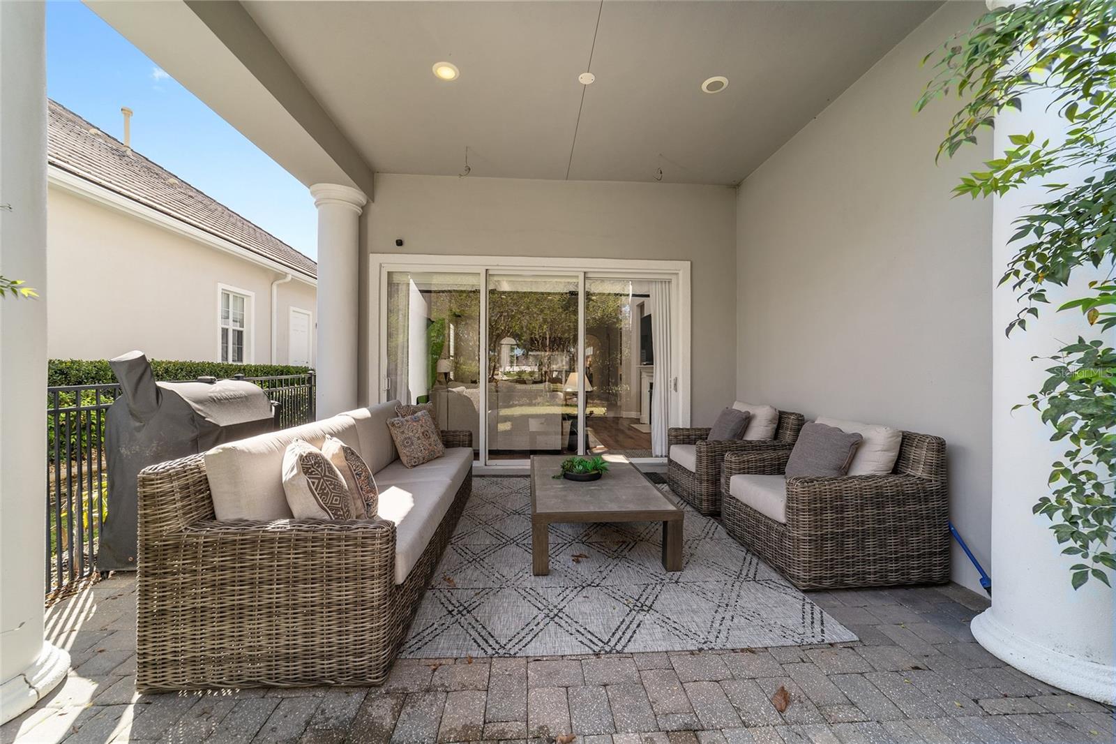 GOLDEN OCALA - Residential