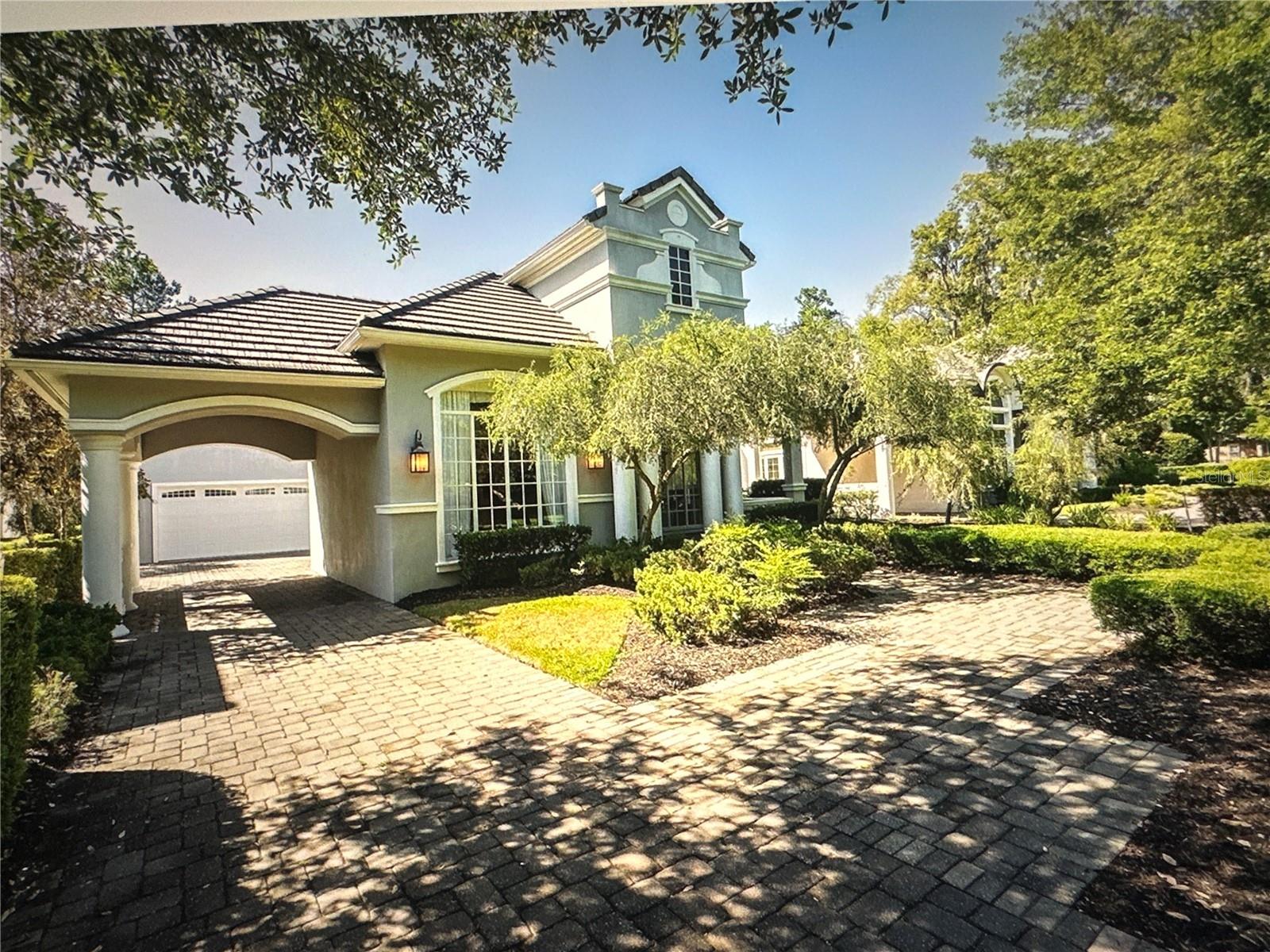 GOLDEN OCALA - Residential