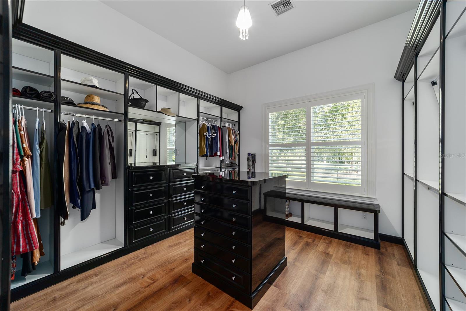 GOLDEN OCALA - Residential