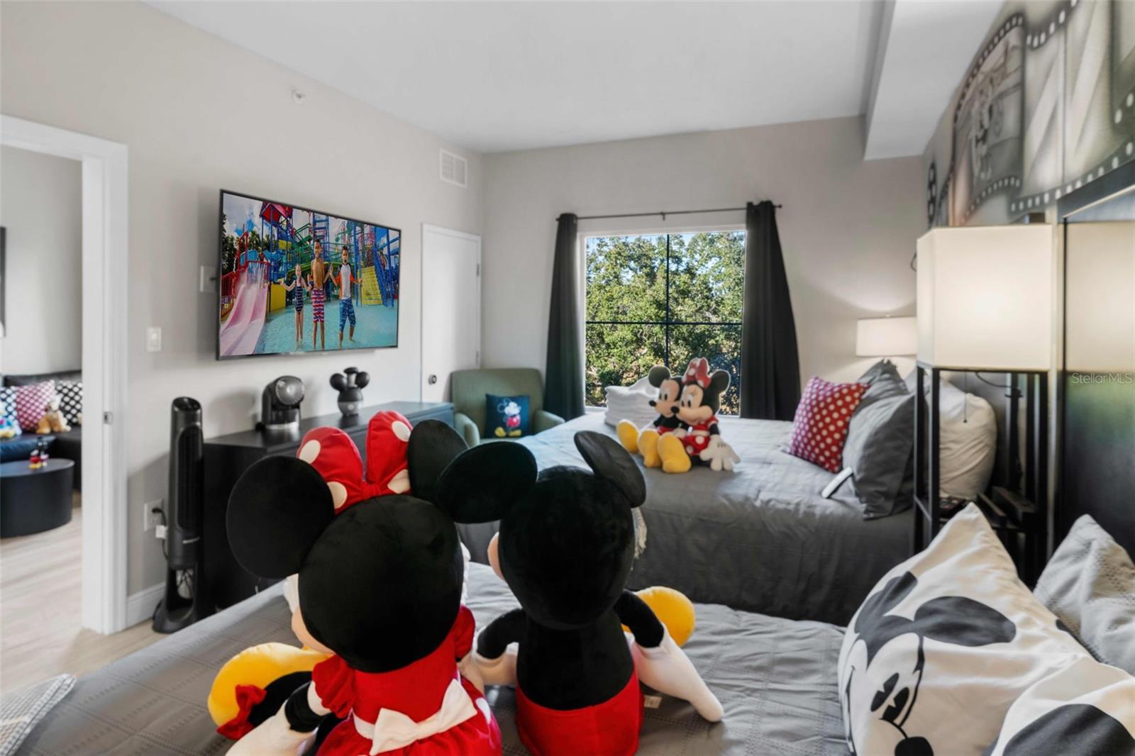 8303 RESORT - Residential