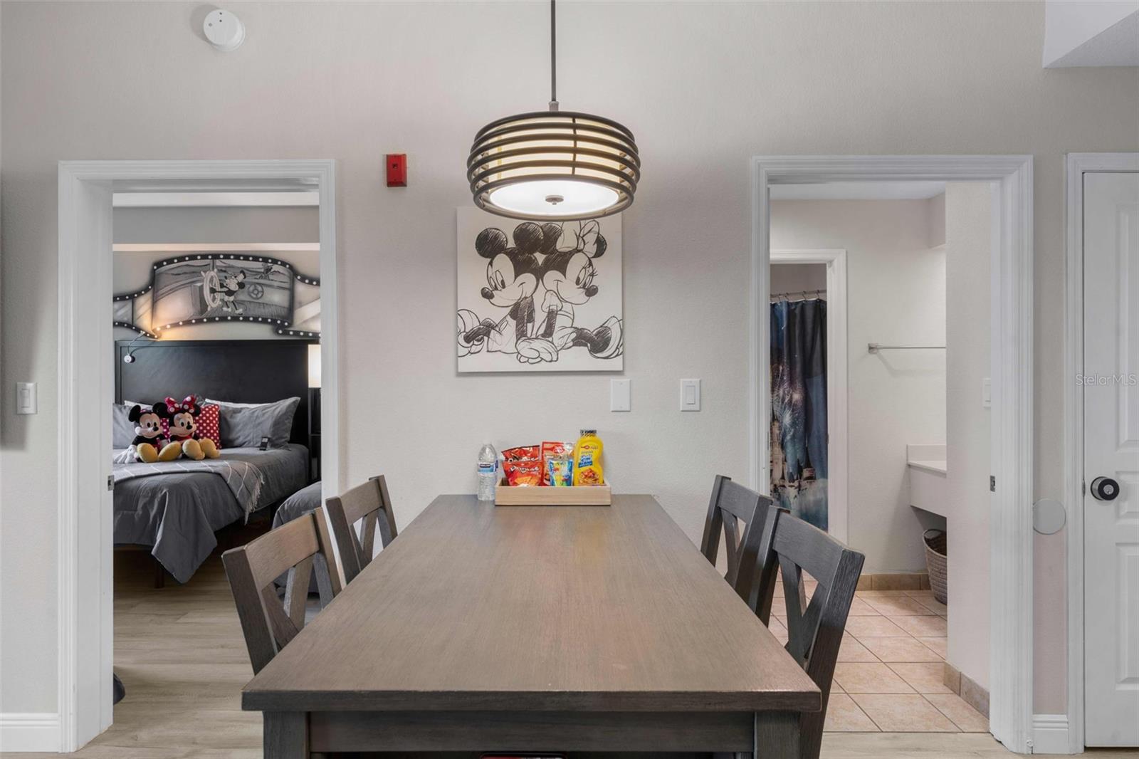 8303 RESORT - Residential