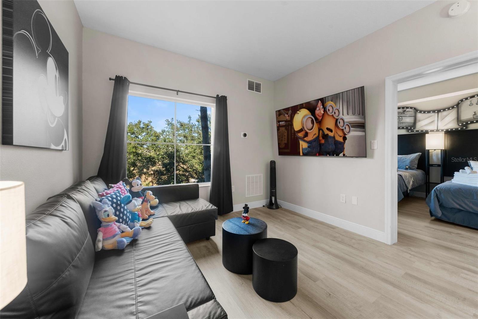 8303 RESORT - Residential
