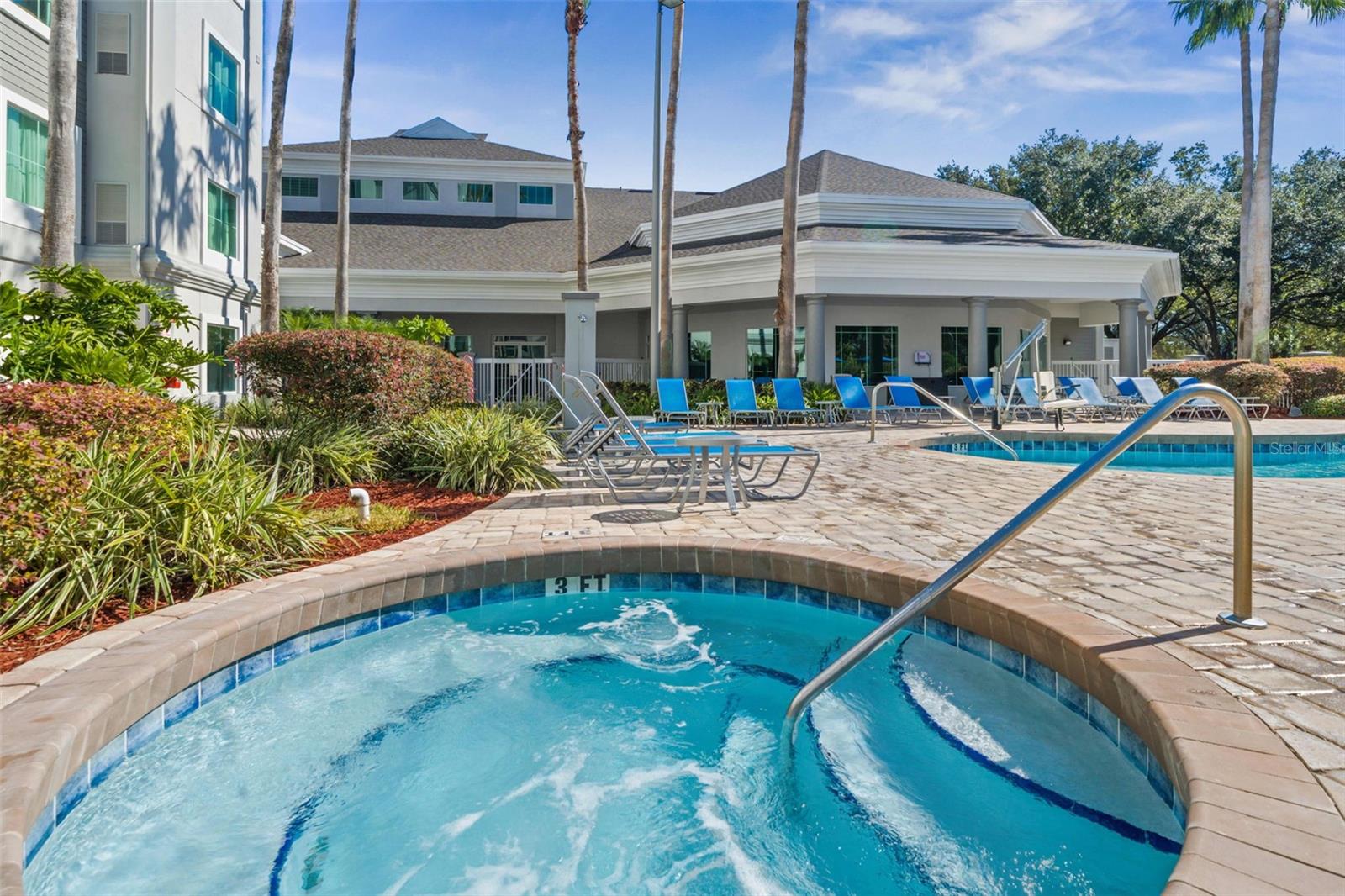 8303 RESORT - Residential